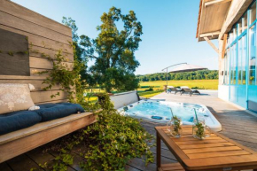Hotels in Sainte-Colombe-de-Duras